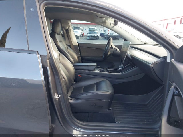 Продаж на аукціоні авто 2020 Tesla Model Y Long Range Dual Motor All-wheel Drive, vin: 5YJYGDEE8LF058356, номер лоту: 44925565