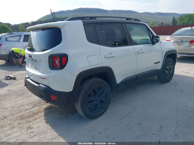 Продаж на аукціоні авто 2018 Jeep Renegade Trailhawk 4x4, vin: ZACCJBCB4JPG71850, номер лоту: 44925566