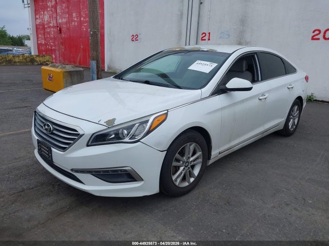 5NPE24AF8FH063921 Hyundai SONATA SE