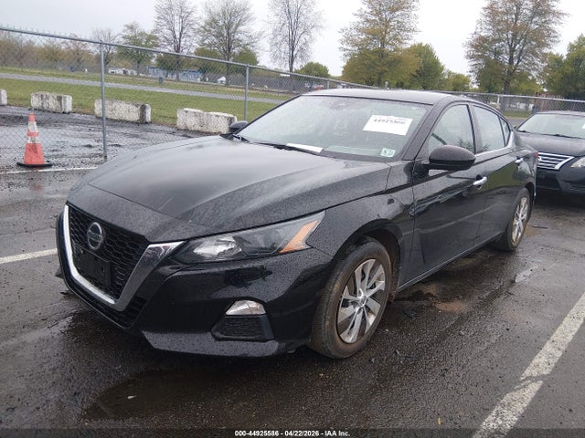 44925586 :رقم المزاد ، 1N4BL4BV0NN403976 vin ، 2022 Nissan Altima S Fwd مزاد بيع
