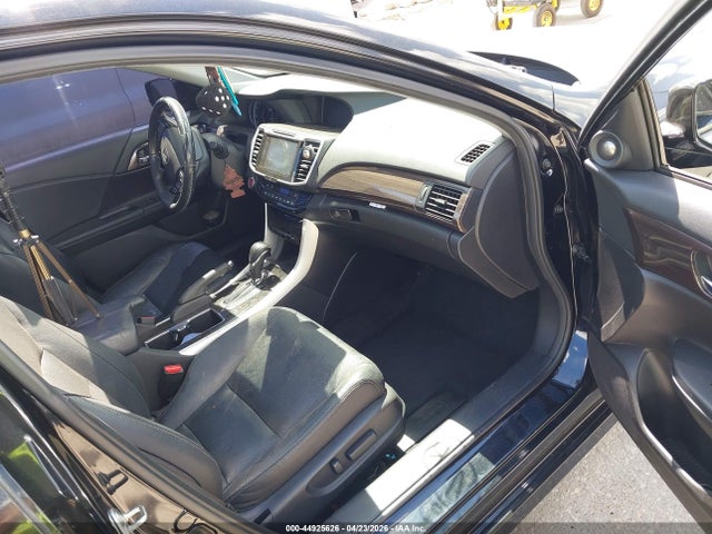 Aukcja sprzedaży 2017 Honda Accord Touring V6, vin: 1HGCR3F95HA008306, numer aukcji: 44925626
