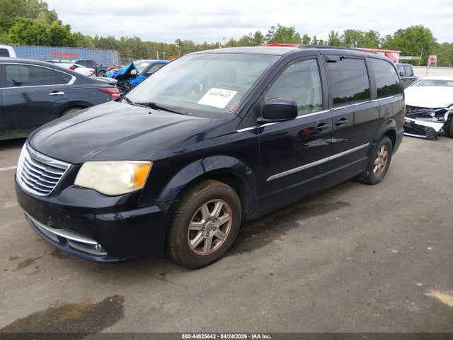 44925642 :رقم المزاد ، 2A4RR5DG4BR604106 vin ، 2011 Chrysler Town & Country Touring مزاد بيع