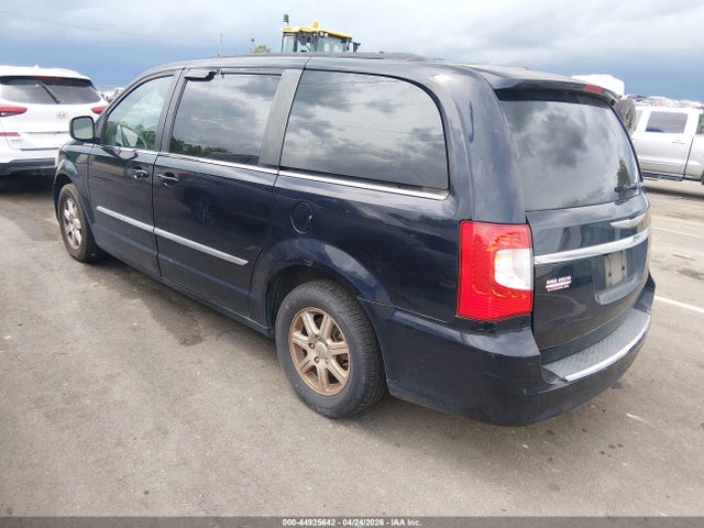 44925642 :رقم المزاد ، 2A4RR5DG4BR604106 vin ، 2011 Chrysler Town & Country Touring مزاد بيع