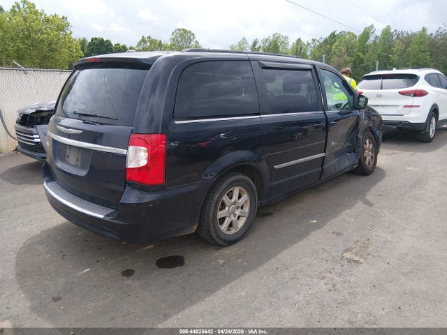 44925642 :رقم المزاد ، 2A4RR5DG4BR604106 vin ، 2011 Chrysler Town & Country Touring مزاد بيع
