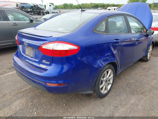 44925674 :رقم المزاد ، 3FADP4BJ4FM220439 vin ، 2015 Ford Fiesta Se مزاد بيع