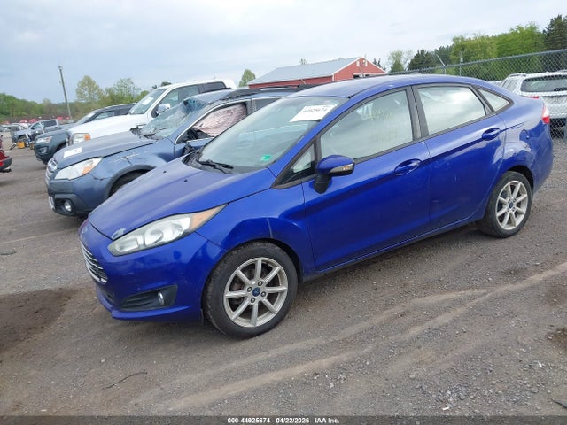 44925674 :رقم المزاد ، 3FADP4BJ4FM220439 vin ، 2015 Ford Fiesta Se مزاد بيع