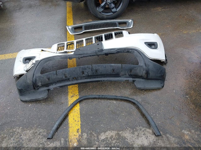 Продажа на аукционе авто 2016 Jeep Grand Cherokee Limited, vin: 1C4RJEBG1GC476813, номер лота: 44925683