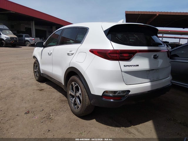KIA Sportage Lx 2021 KNDPM3AC8M7916032 Image 3