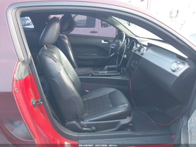 Aukcja sprzedaży 2005 Ford Mustang Gt Deluxe/gt Premium, vin: 1ZVHT82HX55185497, numer aukcji: 44925687