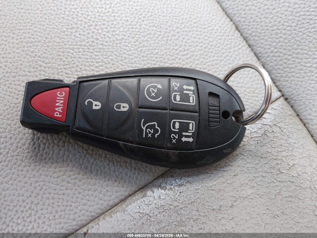 44925705 :رقم المزاد ، 2A8HR54P08R699640 vin ، 2008 Chrysler Town & Country Touring مزاد بيع