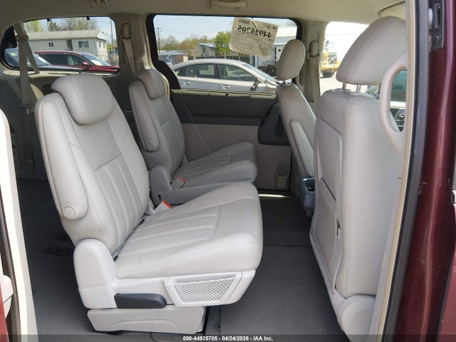 44925705 :رقم المزاد ، 2A8HR54P08R699640 vin ، 2008 Chrysler Town & Country Touring مزاد بيع