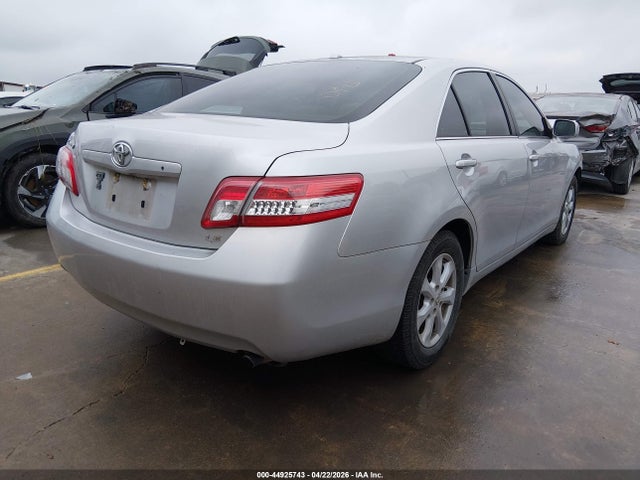 2011 Toyota Camry Le მანქანა იყიდება აუქციონზე, vin: 4T1BF3EK6BU732255, აუქციონის ნომერი: 44925743