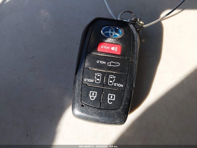 Toyota Sienna Xse 2024 5TDDRKEC2RS199259 Image 11