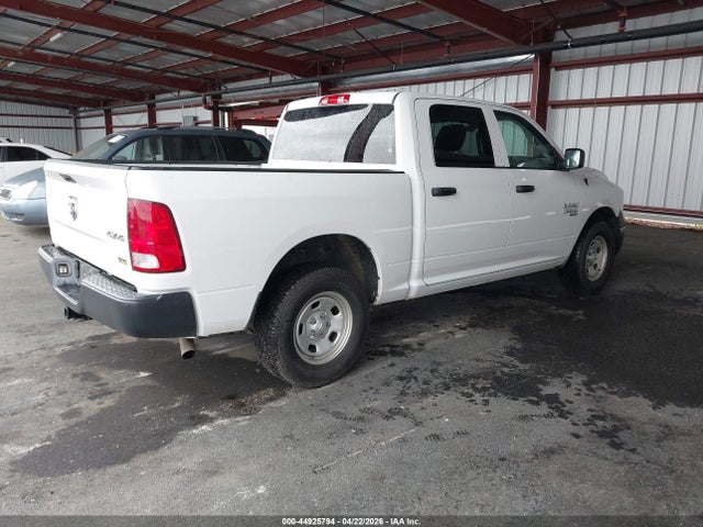 1C6RR7KG8KS679109 RAM 1500 Classic Tradesman 4x4 5&#039;7 Box