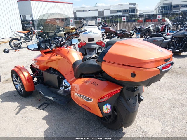 2019 Can-am Spyder Roadster F3-t/f3 Limited მანქანა იყიდება აუქციონზე, vin: 2BXREDD23KV000697, აუქციონის ნომერი: 44925827