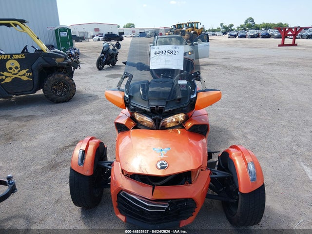 2019 Can-am Spyder Roadster F3-t/f3 Limited მანქანა იყიდება აუქციონზე, vin: 2BXREDD23KV000697, აუქციონის ნომერი: 44925827