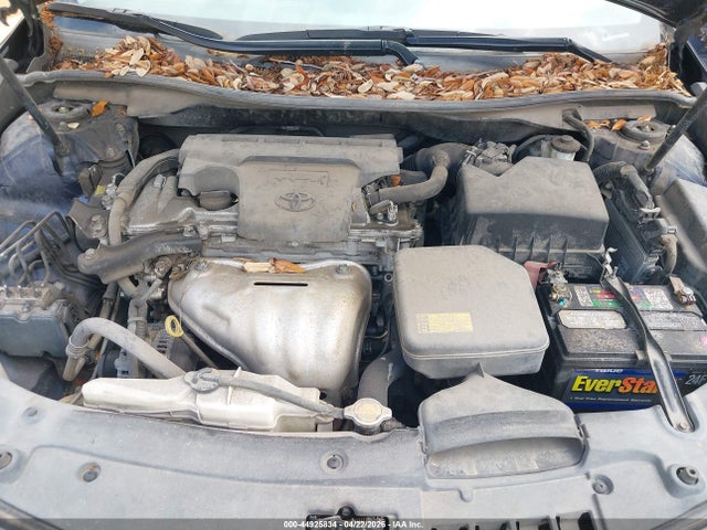 44925834 :رقم المزاد ، 4T4BF1FK1ER386922 vin ، 2014 Toyota Camry Le مزاد بيع