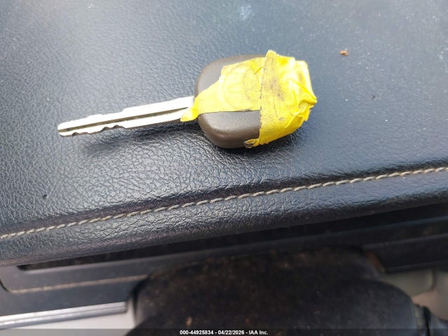 44925834 :رقم المزاد ، 4T4BF1FK1ER386922 vin ، 2014 Toyota Camry Le مزاد بيع