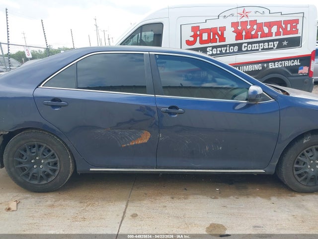 44925834 :رقم المزاد ، 4T4BF1FK1ER386922 vin ، 2014 Toyota Camry Le مزاد بيع