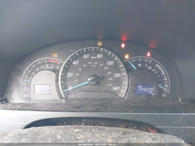 44925834 :رقم المزاد ، 4T4BF1FK1ER386922 vin ، 2014 Toyota Camry Le مزاد بيع