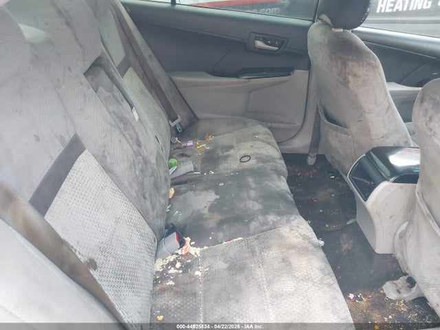 44925834 :رقم المزاد ، 4T4BF1FK1ER386922 vin ، 2014 Toyota Camry Le مزاد بيع