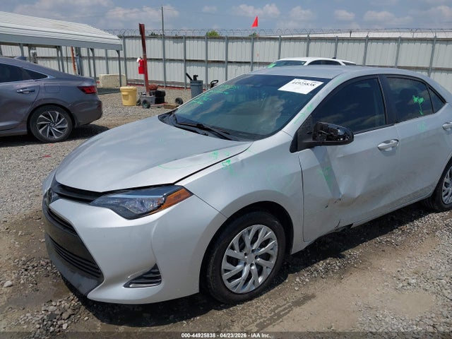 2019 Toyota Corolla Le მანქანა იყიდება აუქციონზე, vin: 2T1BURHE7KC218480, აუქციონის ნომერი: 44925838