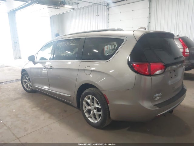 Продаж на аукціоні авто 2018 Chrysler Pacifica Touring L Plus, vin: 2C4RC1EG0JR270699, номер лоту: 44925852