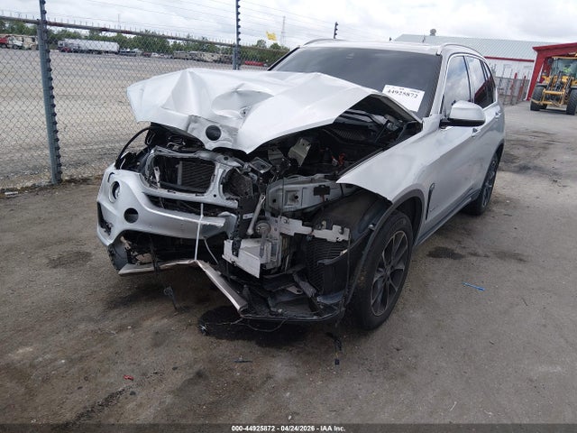 2017 Bmw X5 Xdrive50i მანქანა იყიდება აუქციონზე, vin: 5UXKR6C34H0U13041, აუქციონის ნომერი: 44925872