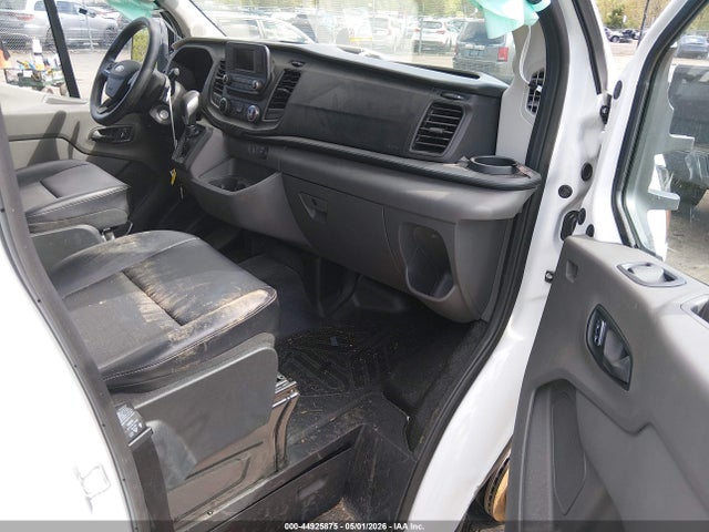 44925875 :رقم المزاد ، 1FTBR1X88RKB77283 vin ، 2024 Ford Transit-250 مزاد بيع