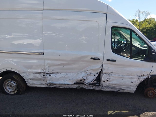 44925875 :رقم المزاد ، 1FTBR1X88RKB77283 vin ، 2024 Ford Transit-250 مزاد بيع