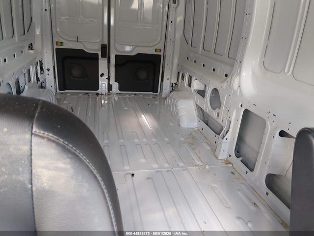 44925875 :رقم المزاد ، 1FTBR1X88RKB77283 vin ، 2024 Ford Transit-250 مزاد بيع