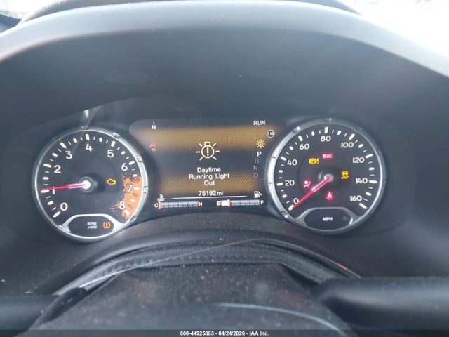 Продаж на аукціоні авто 2018 Jeep Renegade Limited 4x4, vin: ZACCJBDBXJPH30656, номер лоту: 44925883