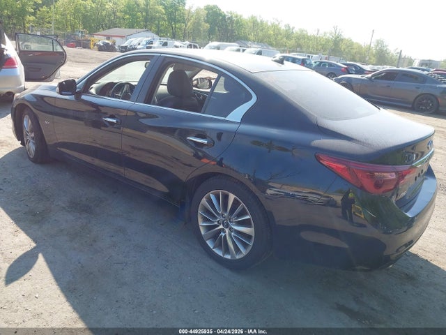 44925935 :رقم المزاد ، JN1EV7AR4JM443455 vin ، 2018 Infiniti Q50 3.0t Luxe مزاد بيع