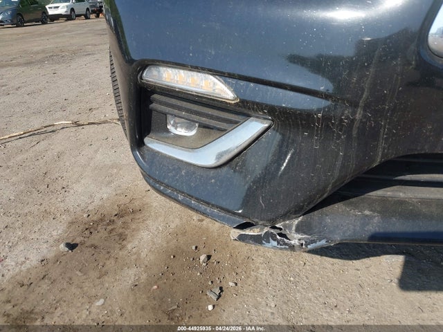 44925935 :رقم المزاد ، JN1EV7AR4JM443455 vin ، 2018 Infiniti Q50 3.0t Luxe مزاد بيع