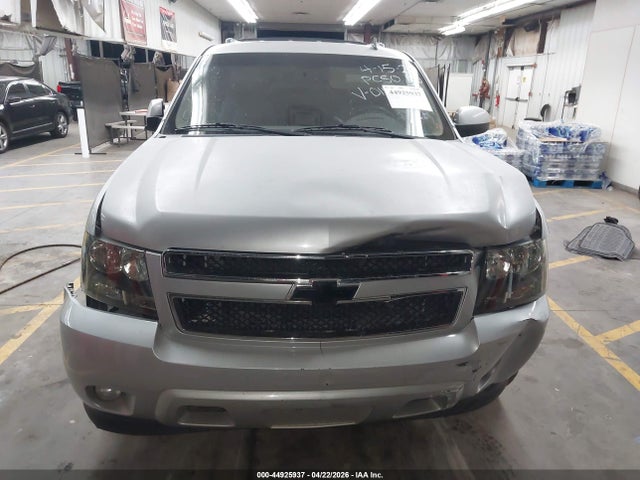 Aukcja sprzedaży 2011 Chevrolet Tahoe Lt, vin: 1GNSCBE08BR240181, numer aukcji: 44925937