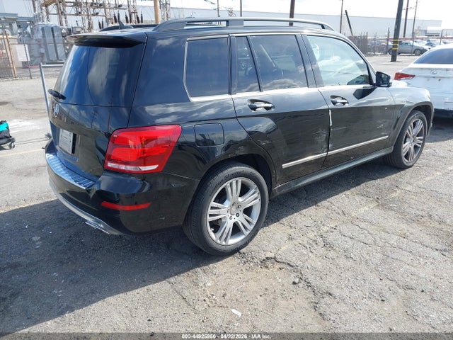 2015 Mercedes-benz Glk 350 მანქანა იყიდება აუქციონზე, vin: WDCGG5HB3FG352173, აუქციონის ნომერი: 44925950