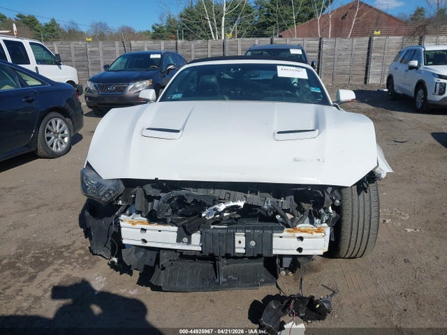 Ford Mustang Ecoboost Premium 2020 1FATP8UH2L5125568 Image 13