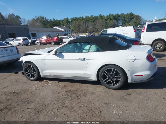Ford Mustang Ecoboost Premium 2020 1FATP8UH2L5125568 Image 15