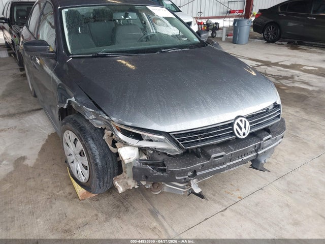 2011 Volkswagen Jetta 2.0l S მანქანა იყიდება აუქციონზე, vin: 3VW1K7AJ3BM056056, აუქციონის ნომერი: 44925999