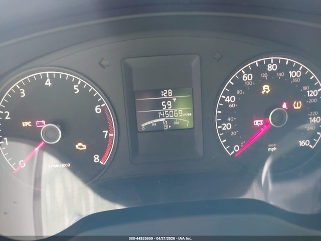 2011 Volkswagen Jetta 2.0l S მანქანა იყიდება აუქციონზე, vin: 3VW1K7AJ3BM056056, აუქციონის ნომერი: 44925999