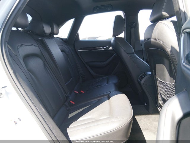 WA1JCCFS5JR002985 Audi Q3 2.0t Premium/2.0t Sport Premium