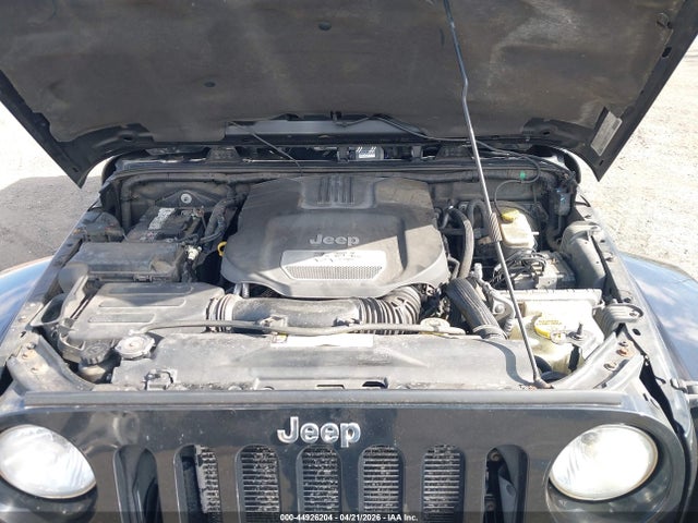 44926204 :رقم المزاد ، 1C4BJWEG8CL100879 vin ، 2012 Jeep Wrangler Unlimited Sahara مزاد بيع