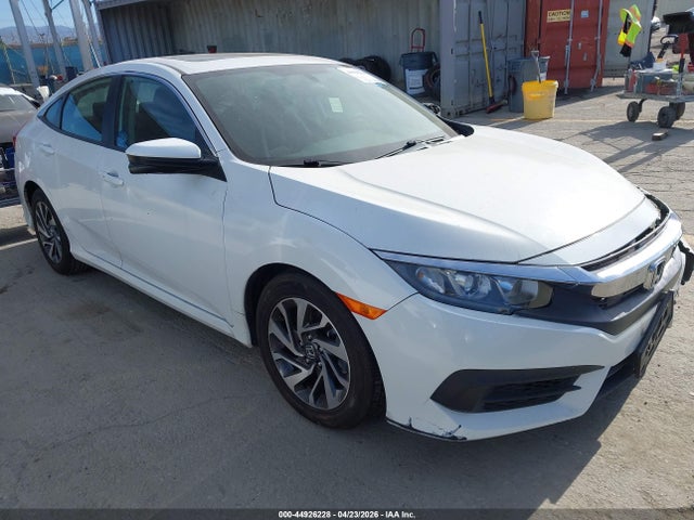 Honda CIVIC EX 2018 2HGFC2F79JH521332 Image 1