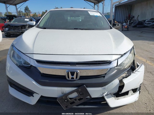 Honda CIVIC EX 2018 2HGFC2F79JH521332 Image 12