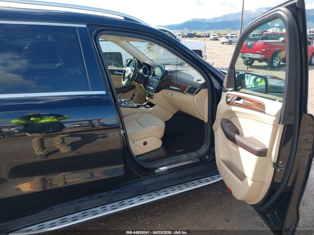 Aukcja sprzedaży 2017 Mercedes-benz Gls 450 4matic, vin: 4JGDF6EEXHA926642, numer aukcji: 44926241