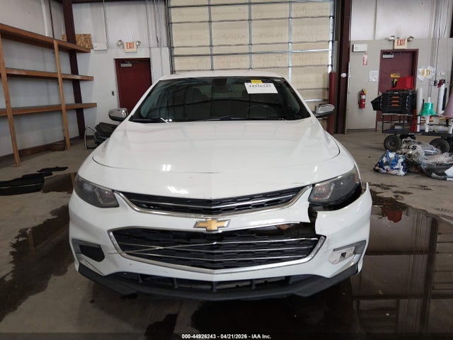 1G1ZD5STXJF176819 Chevrolet MALIBU LT