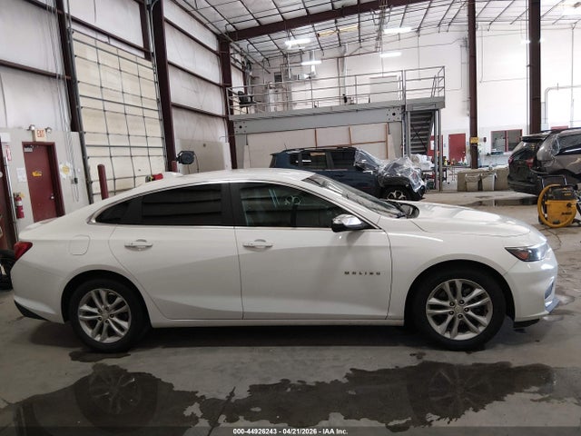 1G1ZD5STXJF176819 Chevrolet MALIBU LT