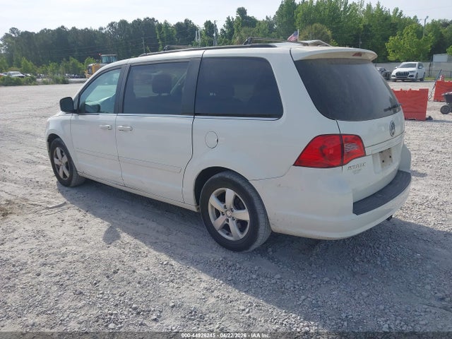 2011 Volkswagen Routan Se მანქანა იყიდება აუქციონზე, vin: 2V4RW3DG3BR626137, აუქციონის ნომერი: 44926245