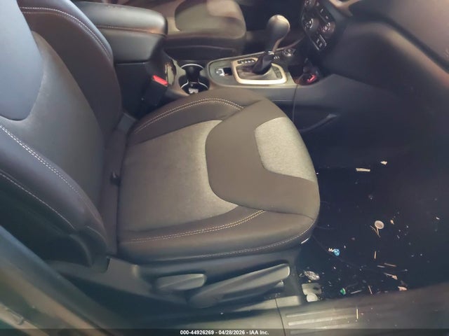 Продажа на аукционе авто 2014 Jeep Cherokee Latitude, vin: 1C4PJMCS8EW226372, номер лота: 44926269