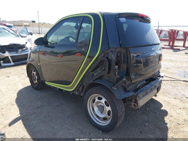Продажа на аукционе авто 2009 Smart Fortwo Brabus/passion/pure, vin: WMEEJ31X39K219747, номер лота: 44926271